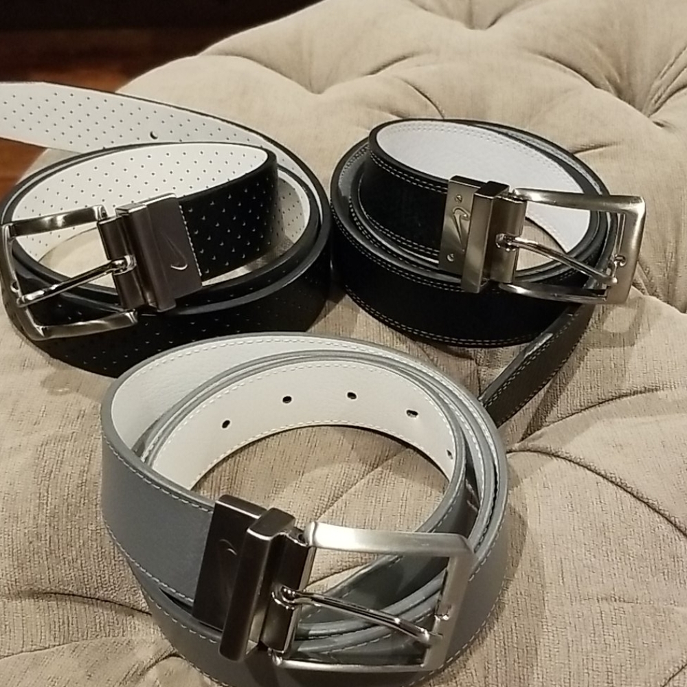 Nike Men's size 38" reversible belts